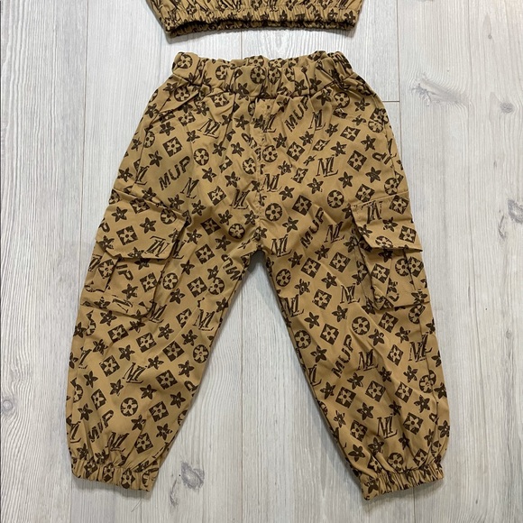 Kids Fashion Track Suits ✨ - Picture 4 of 8